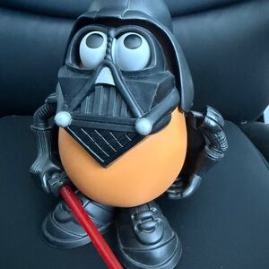 Star Wars Mr. Potato Head - Darth Vader